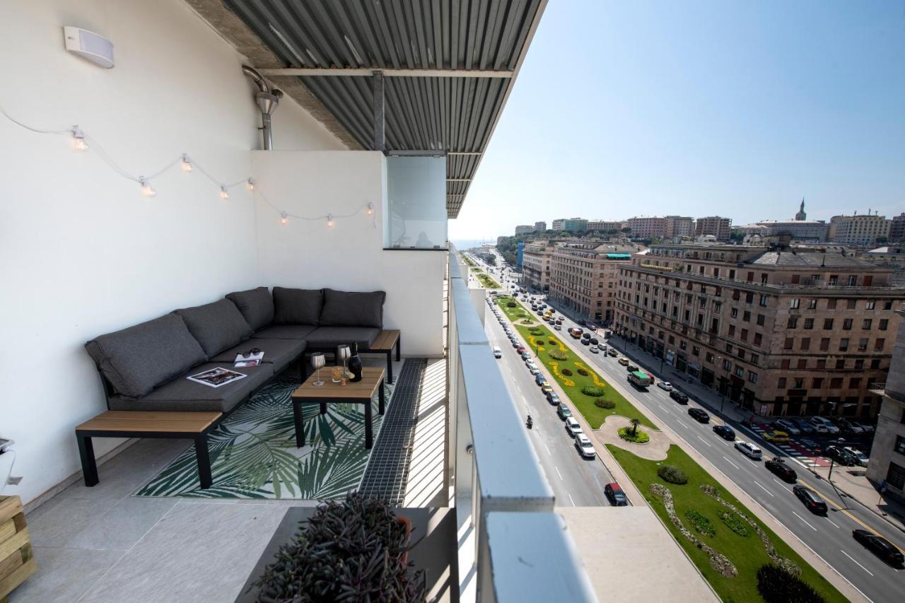 Апартаменти Attico Luxury Con Parcheggio E Terrazza Vista Mozzafiato Генуя Екстер'єр фото