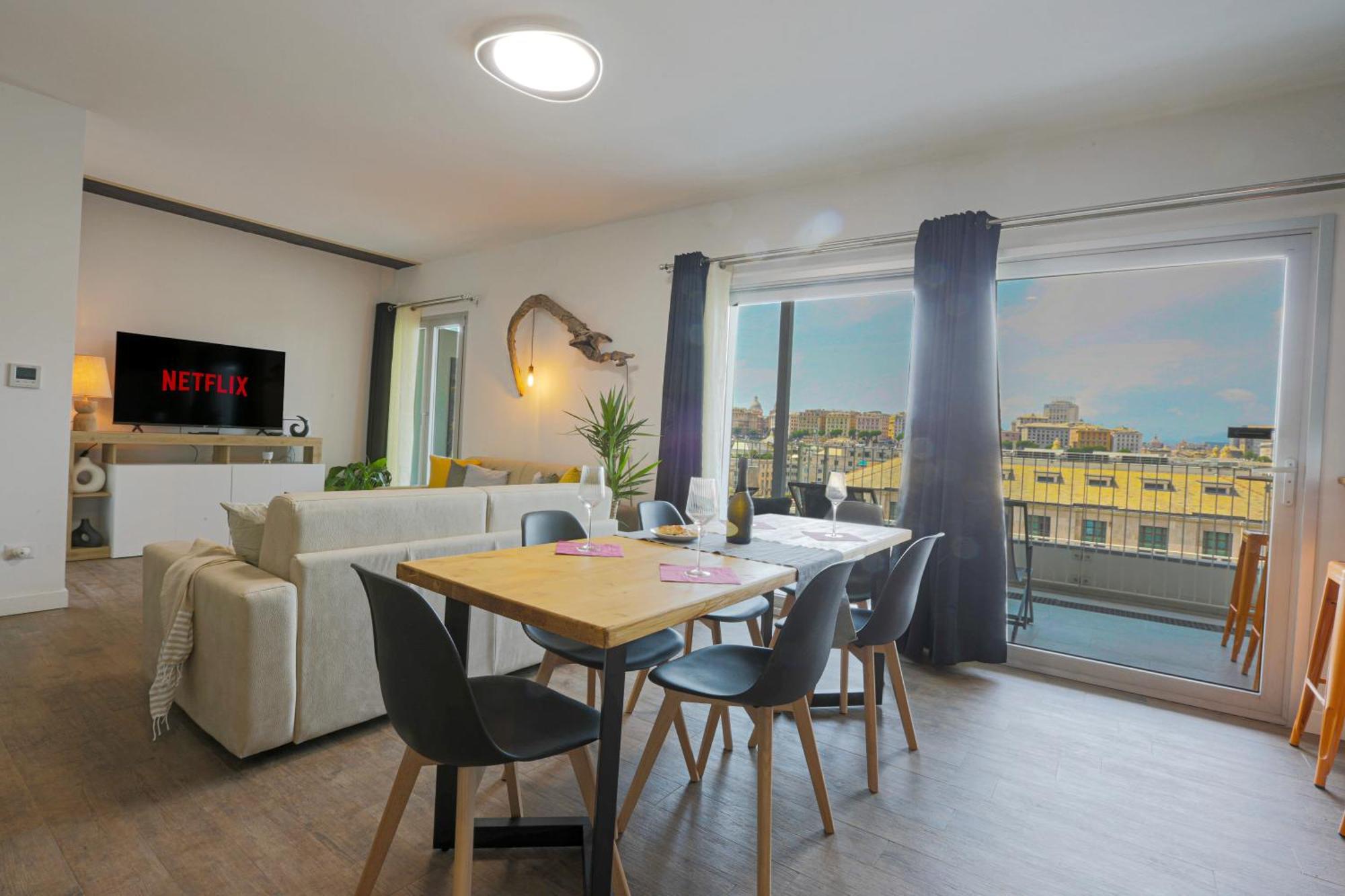 Апартаменти Attico Luxury Con Parcheggio E Terrazza Vista Mozzafiato Генуя Номер фото