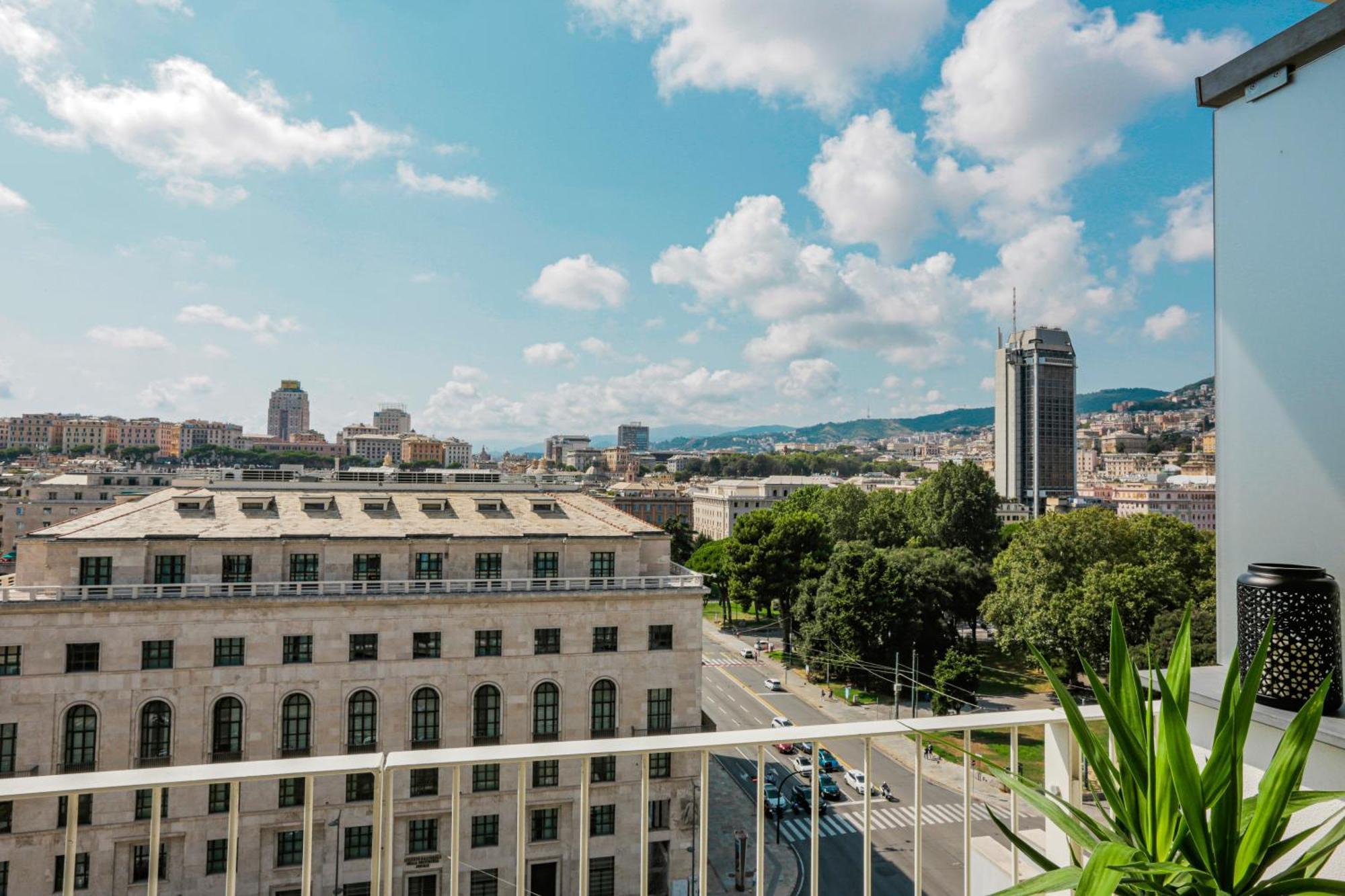 Апартаменти Attico Luxury Con Parcheggio E Terrazza Vista Mozzafiato Генуя Номер фото