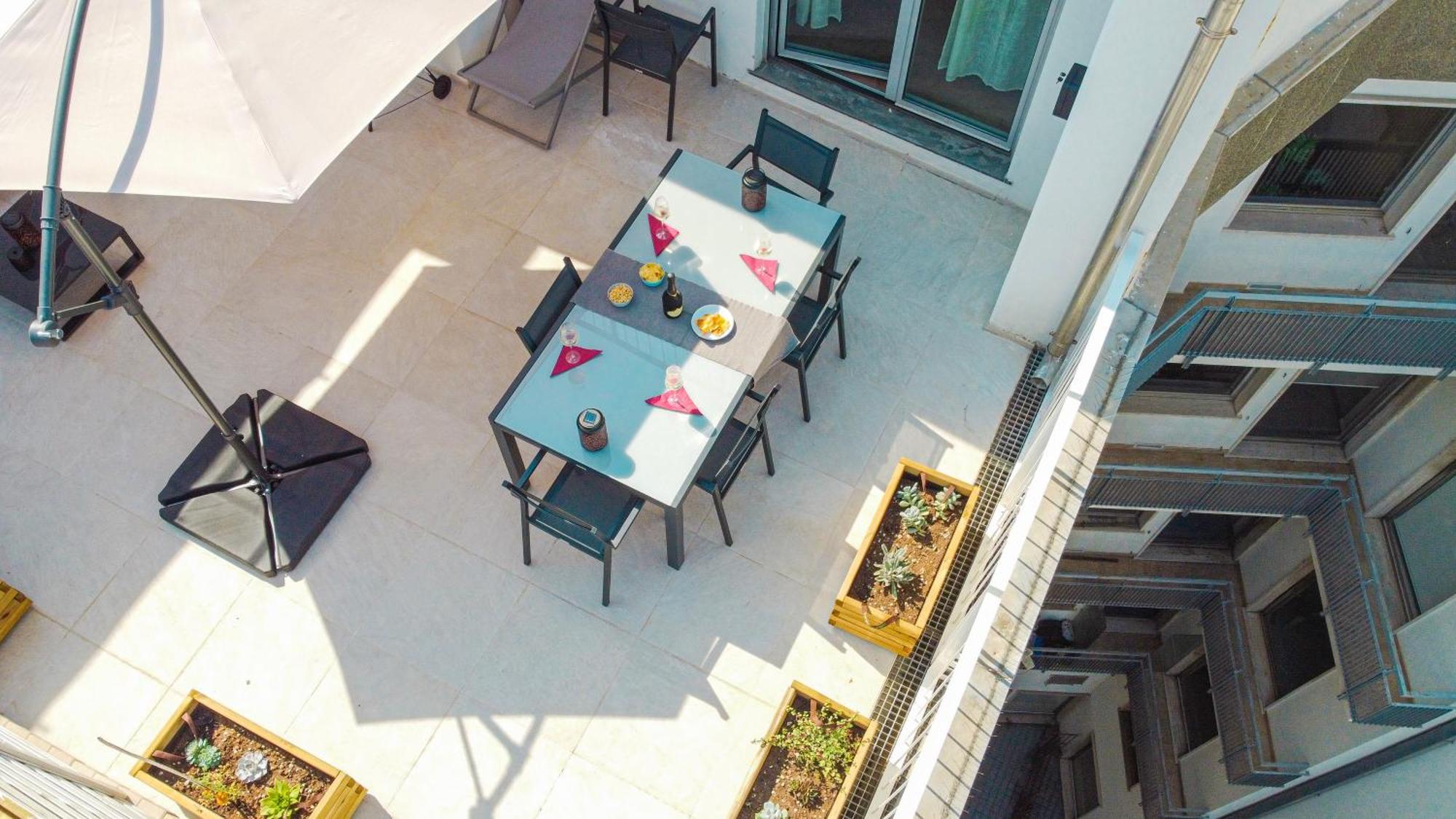 Апартаменти Attico Luxury Con Parcheggio E Terrazza Vista Mozzafiato Генуя Номер фото